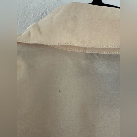 Suzelle Vintage 100% Silk Beige Embroidered button down blouse size 6 - Picture 7 of 8